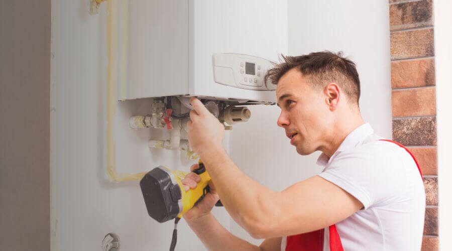Professional clogged toilet repair in Reeds Spring, MO